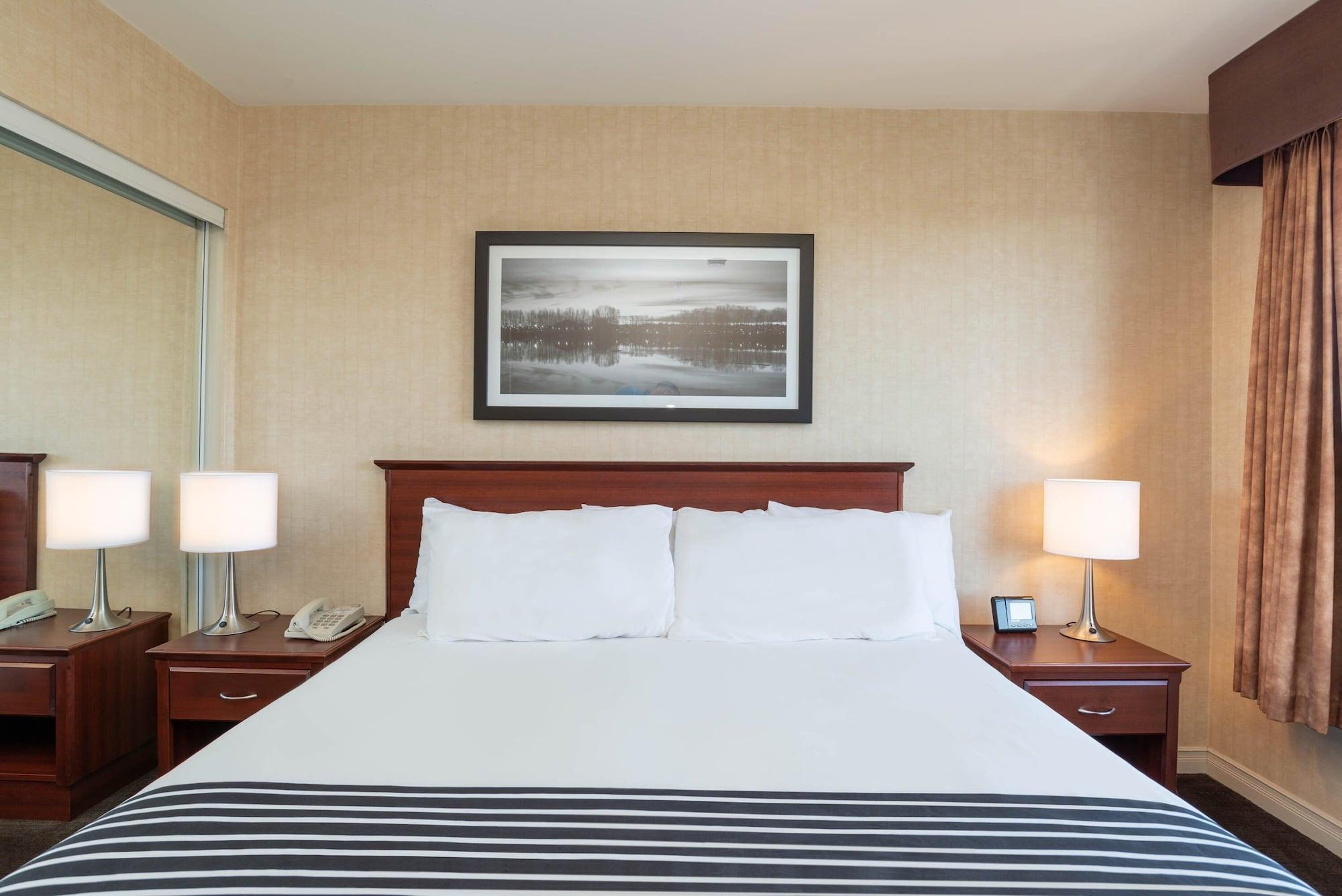 Sandman Suites Surrey - Guildford Eksteriør billede