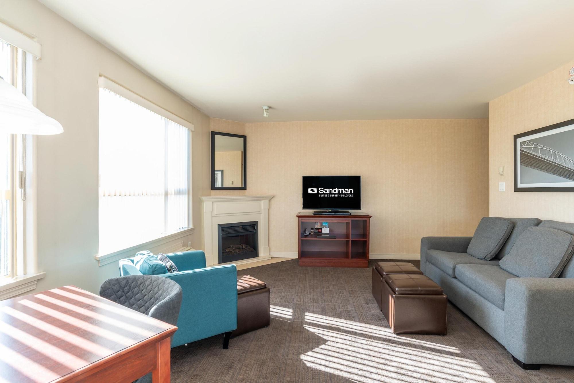 Sandman Suites Surrey - Guildford Eksteriør billede